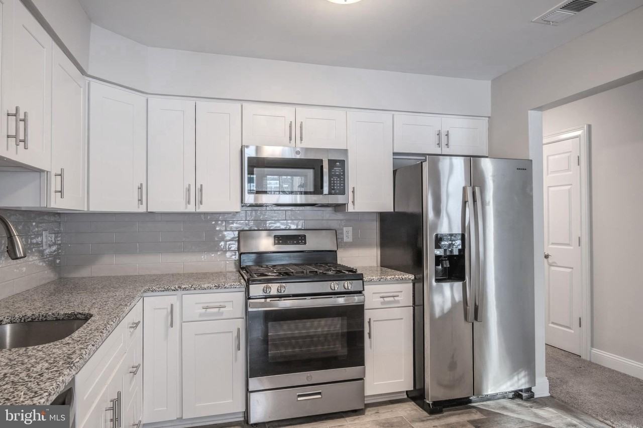 167 Andover Pl - Photo 3 of 28