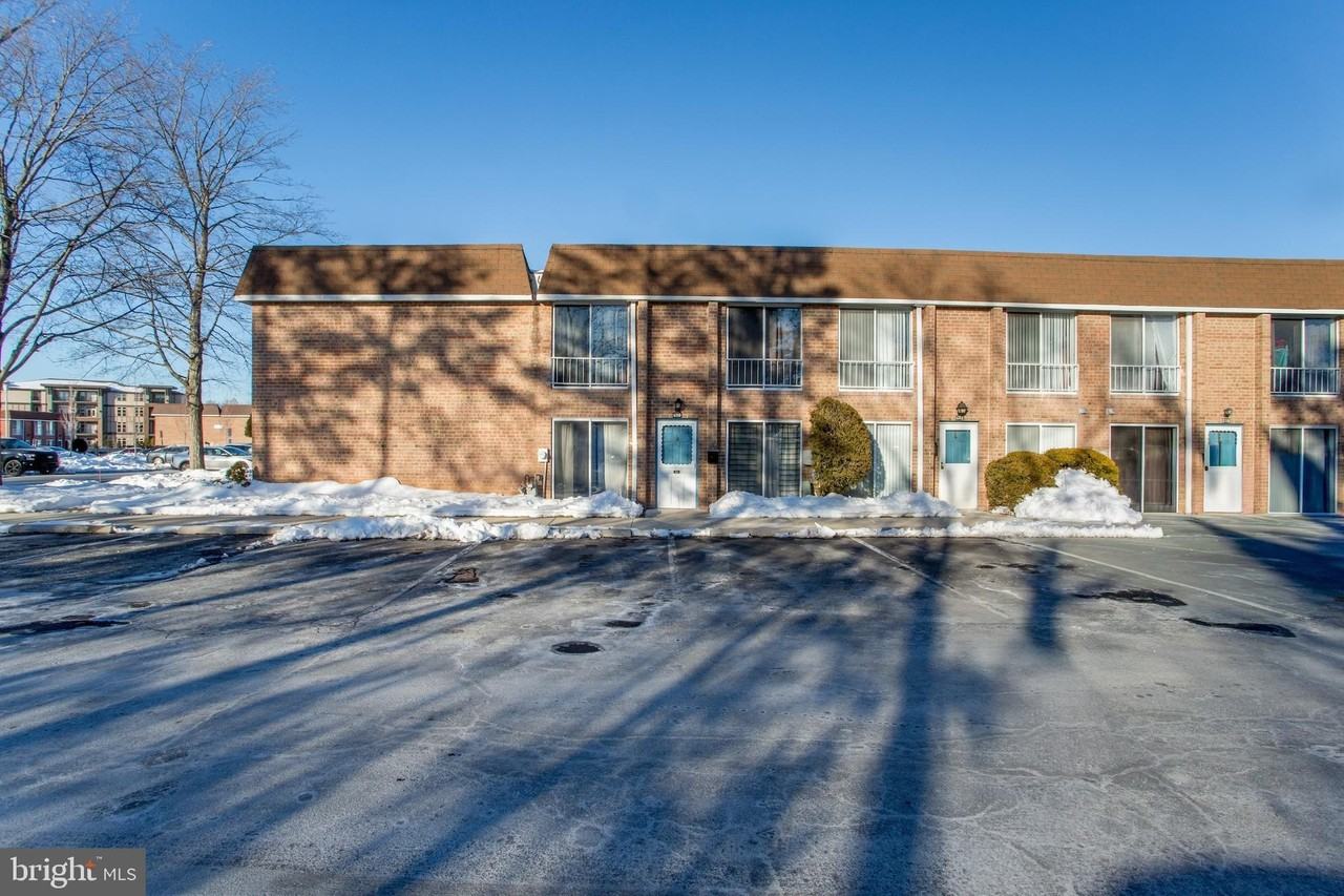 413 Brandywine Ct - Photo 2 of 33