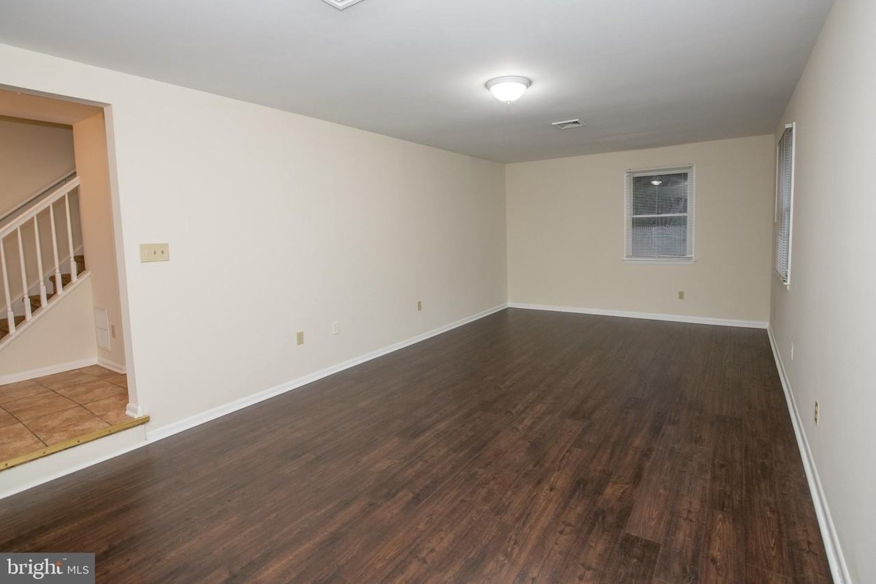 38 Linden Ave - Photo 4 of 45