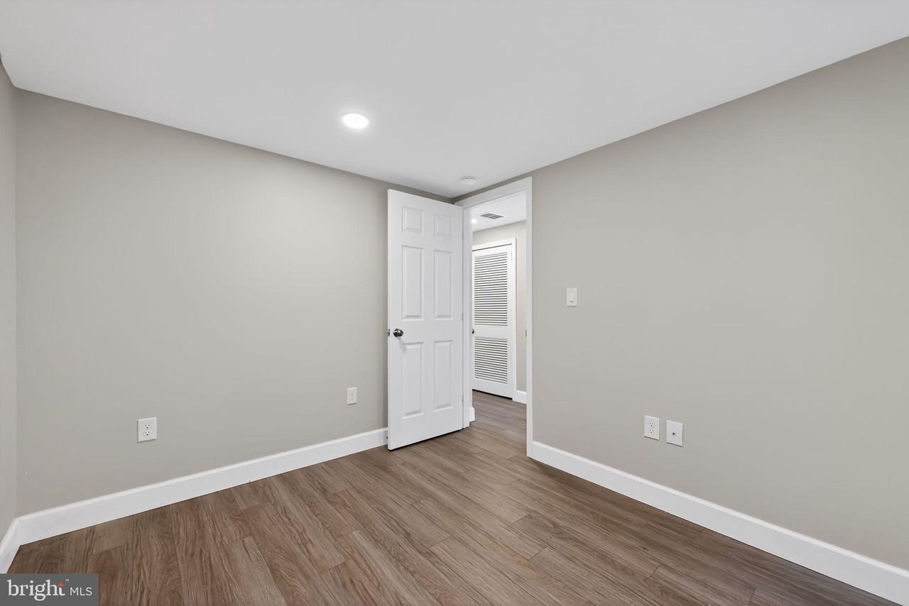 562B Hulmeville Ave - Photo 7 of 13