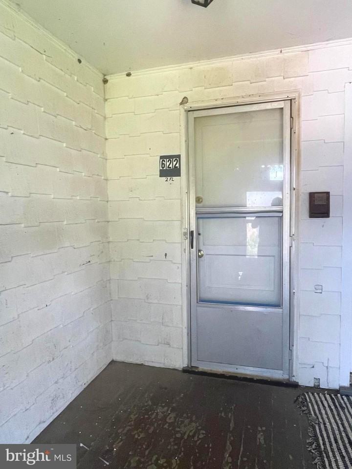 622 W Bridge St - Photo 4 of 19