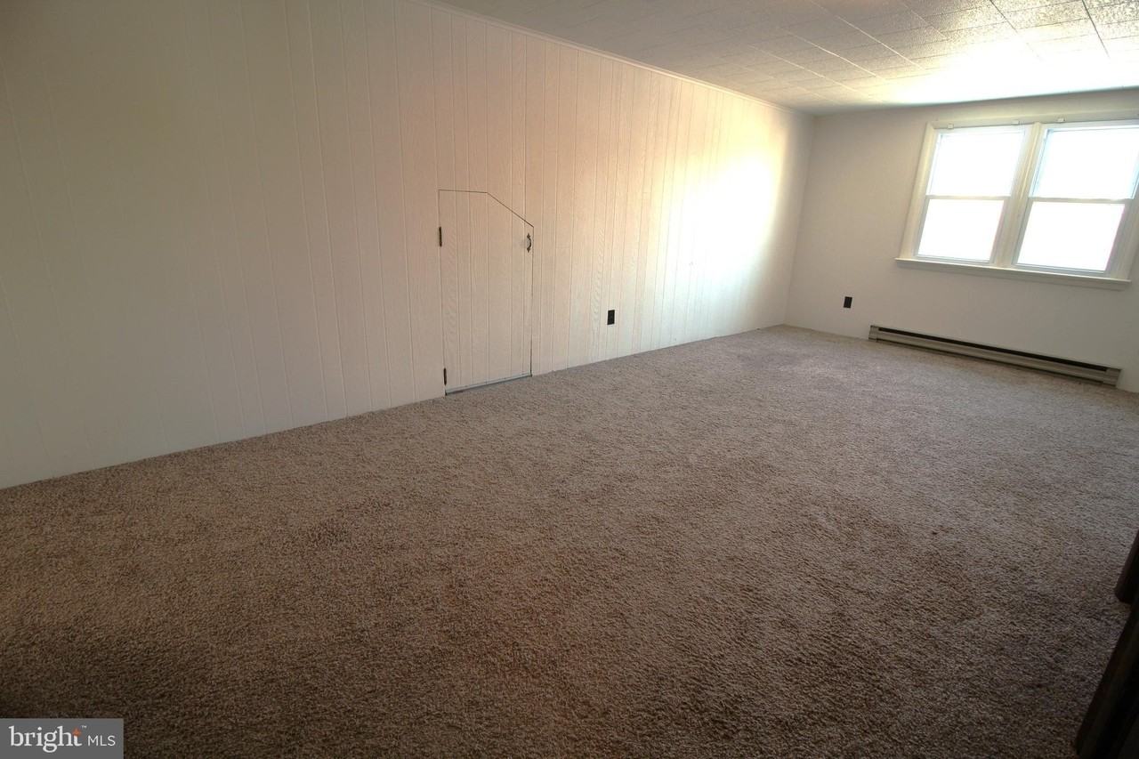 1227A Georgetown Rd - Photo 5 of 8