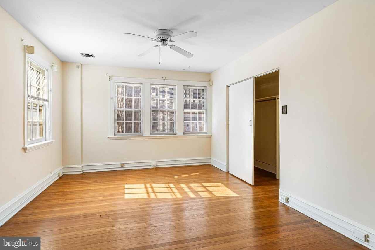 415 City Ave Unit J2 #J2 - Photo 5 of 25