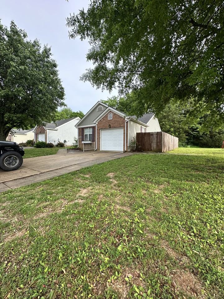 499 Sivley Rd #1 - Photo 2 of 10