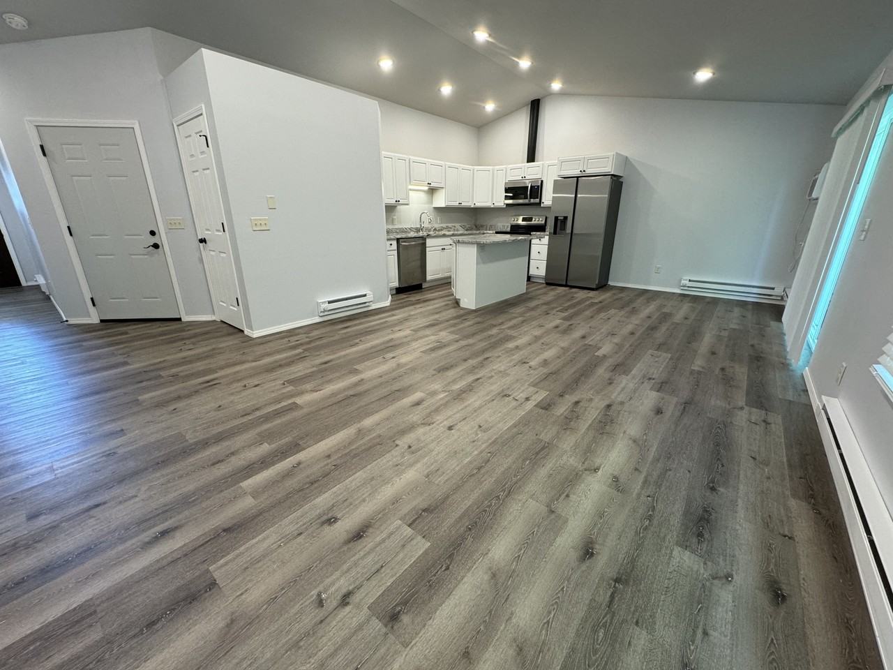 2473 Chestnut Dr - Photo 6 of 20