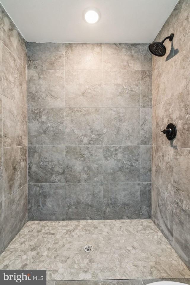 4243 Mantua Ave Unit 4 #4 - Photo 7 of 12