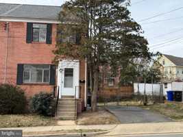 featured image of 1304 S Walter Reed Dr