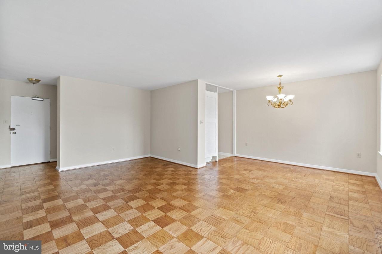 3000 Spout Run Pkwy Apt A206 #A206 - Photo 2 of 20