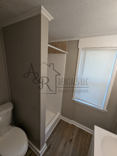 207 E Park St #1 - Photo 5 of 19