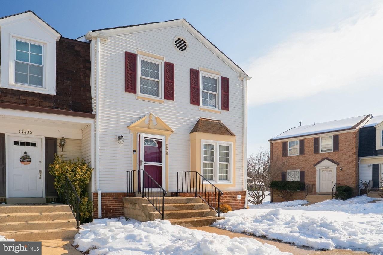 14428 Black Horse Ct - Photo 3 of 33