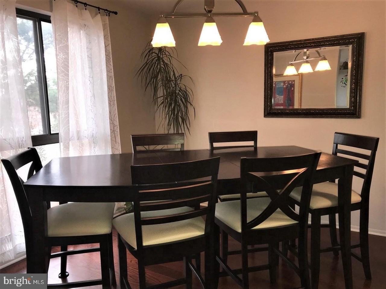 2068 Royal Fern Ct Apt 12b #12B - Photo 4 of 9