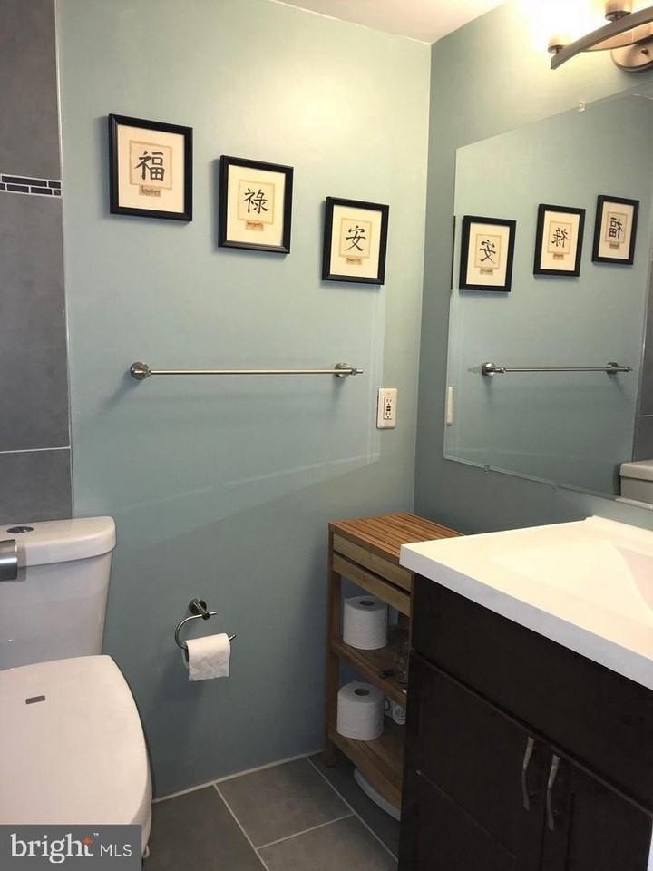 2068 Royal Fern Ct Apt 12b #12B - Photo 6 of 9