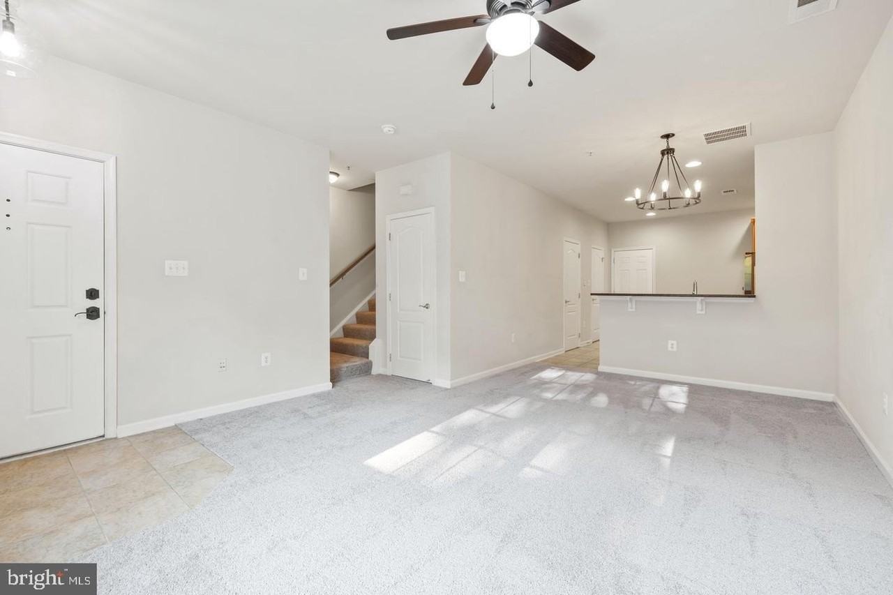 22717 Settlers Trail Ter - Photo 4 of 13