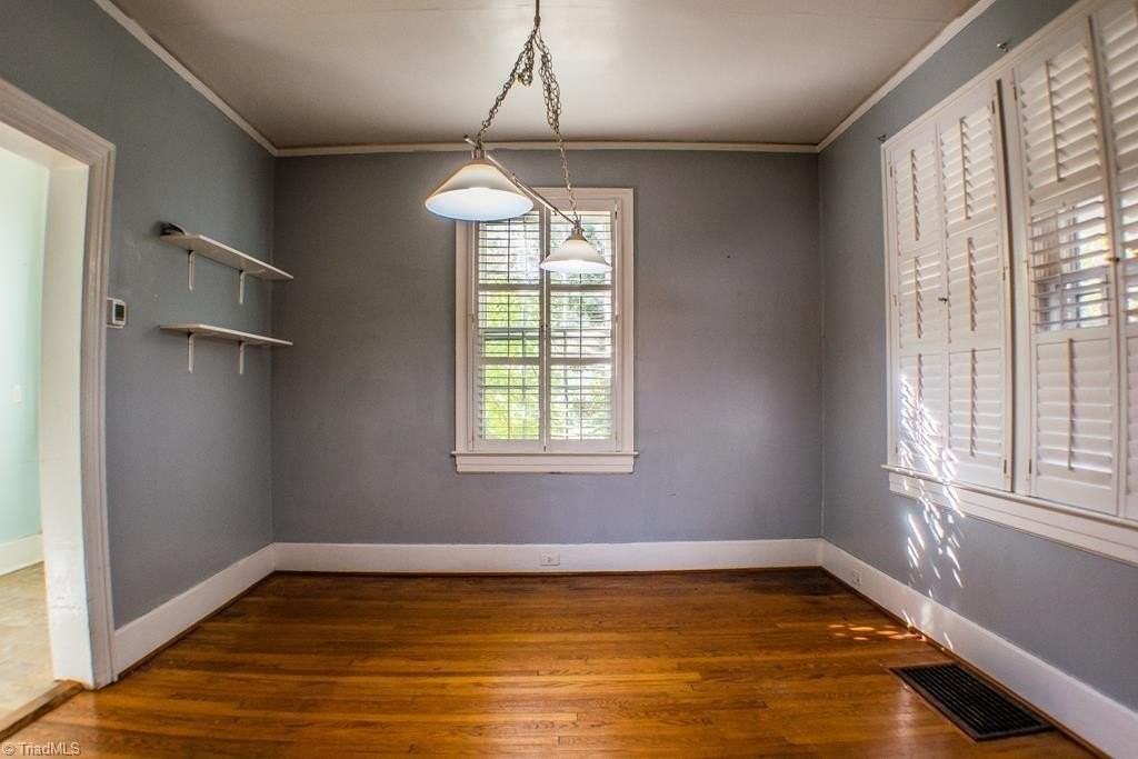 617 Gales Ave - Photo 4 of 14