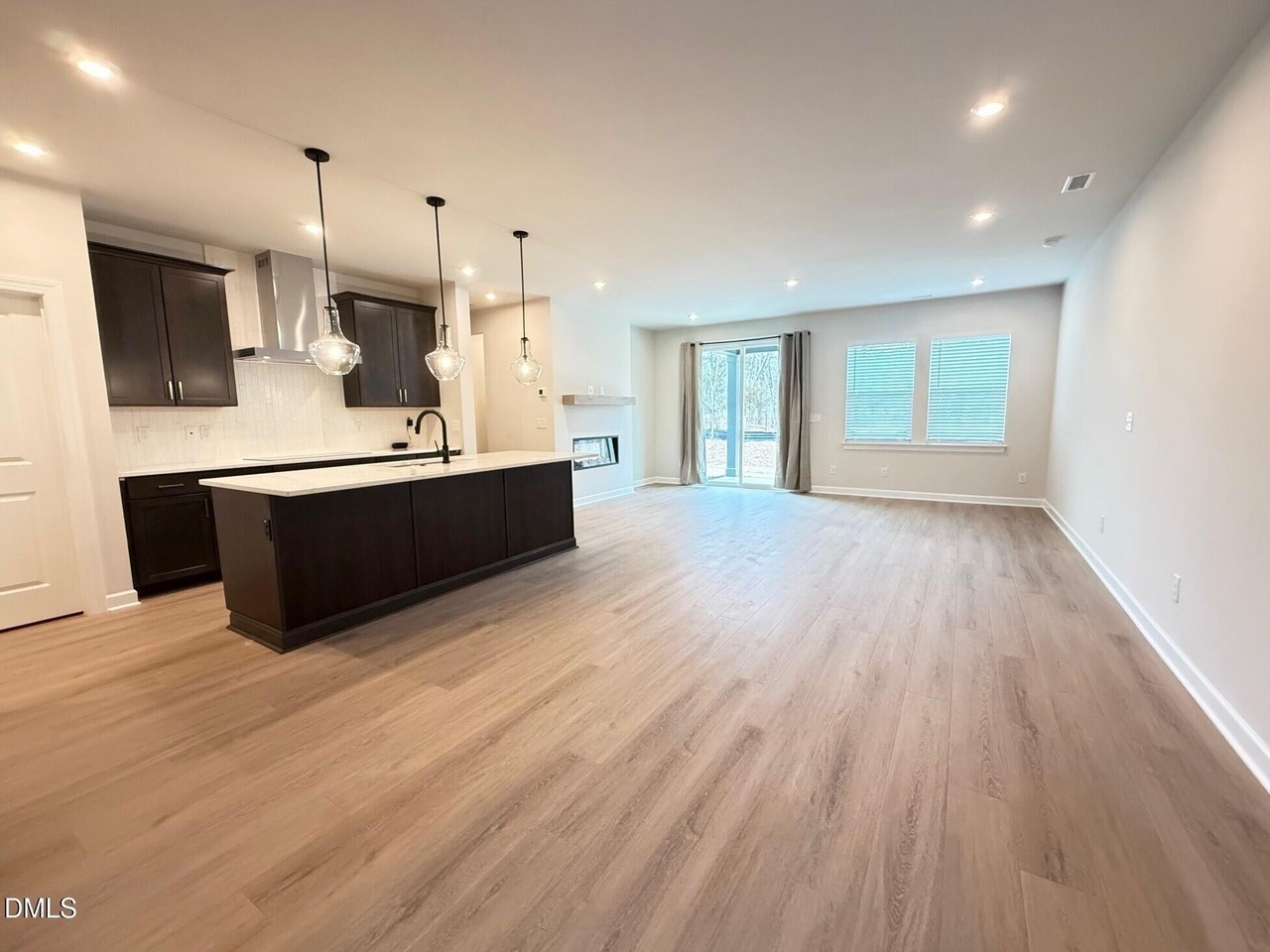 216 Oak Summit Pl - Photo 3 of 32