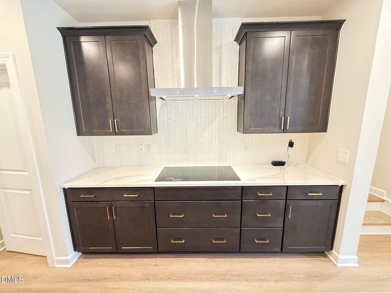 216 Oak Summit Pl - Photo 5 of 32