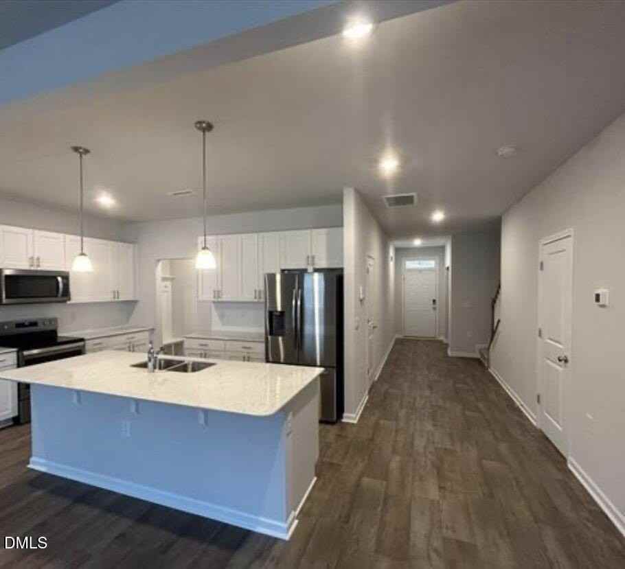 29 Verona Dr - Photo 3 of 17