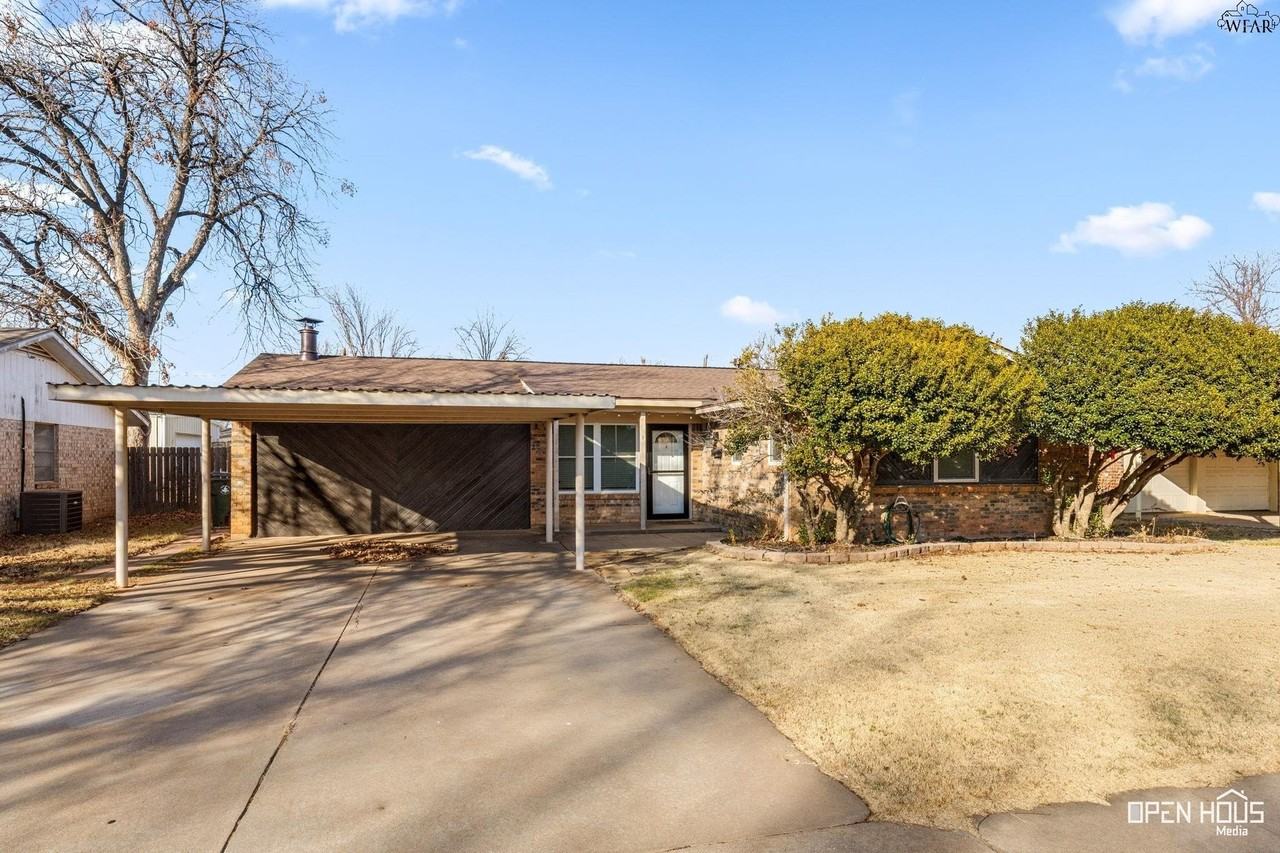 4710 Karla St - Photo 2 of 31