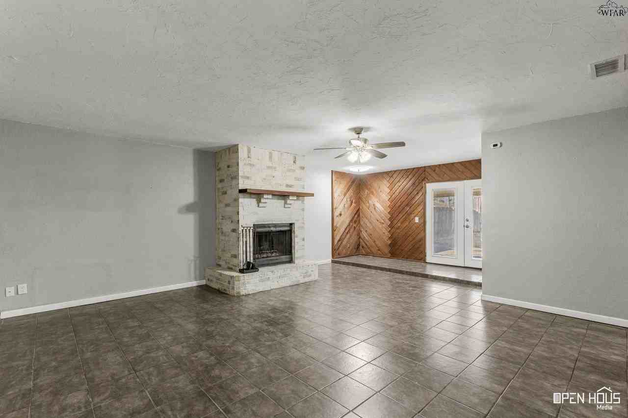 4710 Karla St - Photo 4 of 31