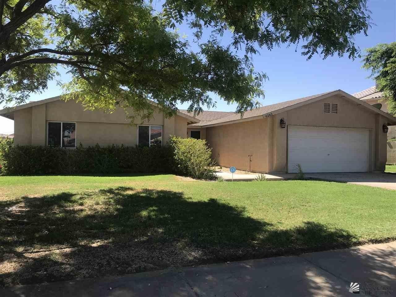 6243 E 45th Ln - Photo 2 of 11