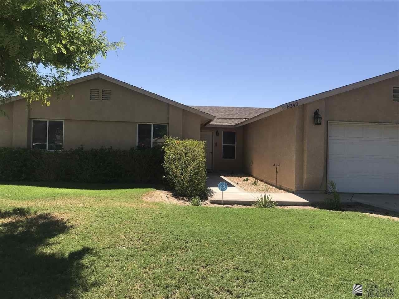 6243 E 45th Ln - Photo 3 of 11