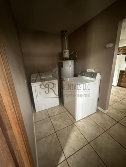 1902 S Joplin St #1 - Photo 3 of 10