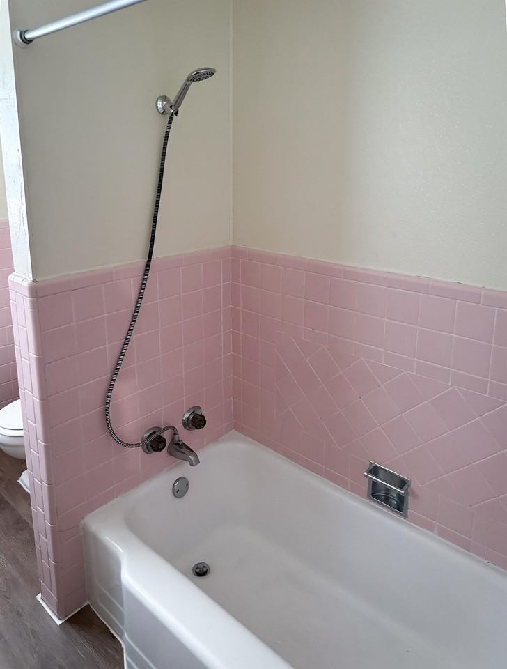 1203 Batts St #1 - Photo 7 of 19