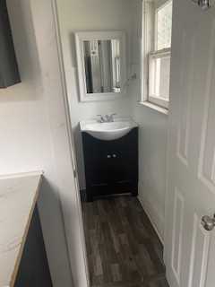 1525 N Lyon Ave #A - Photo 6 of 8