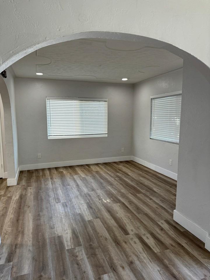 1141 Granger St #1 - Photo 7 of 13