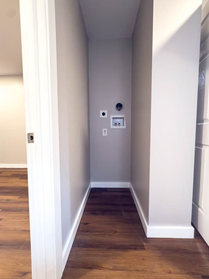 1718 Southeastern Ave #1718 - Photo 3 of 22