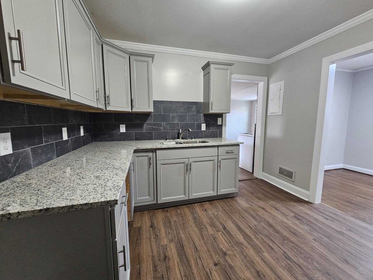 500 S Mountain St #1 - Photo 5 of 14