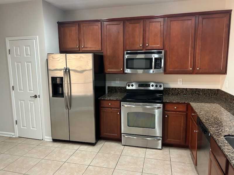 3637 Hartsfield Forest Cir #1 - Photo 3 of 13