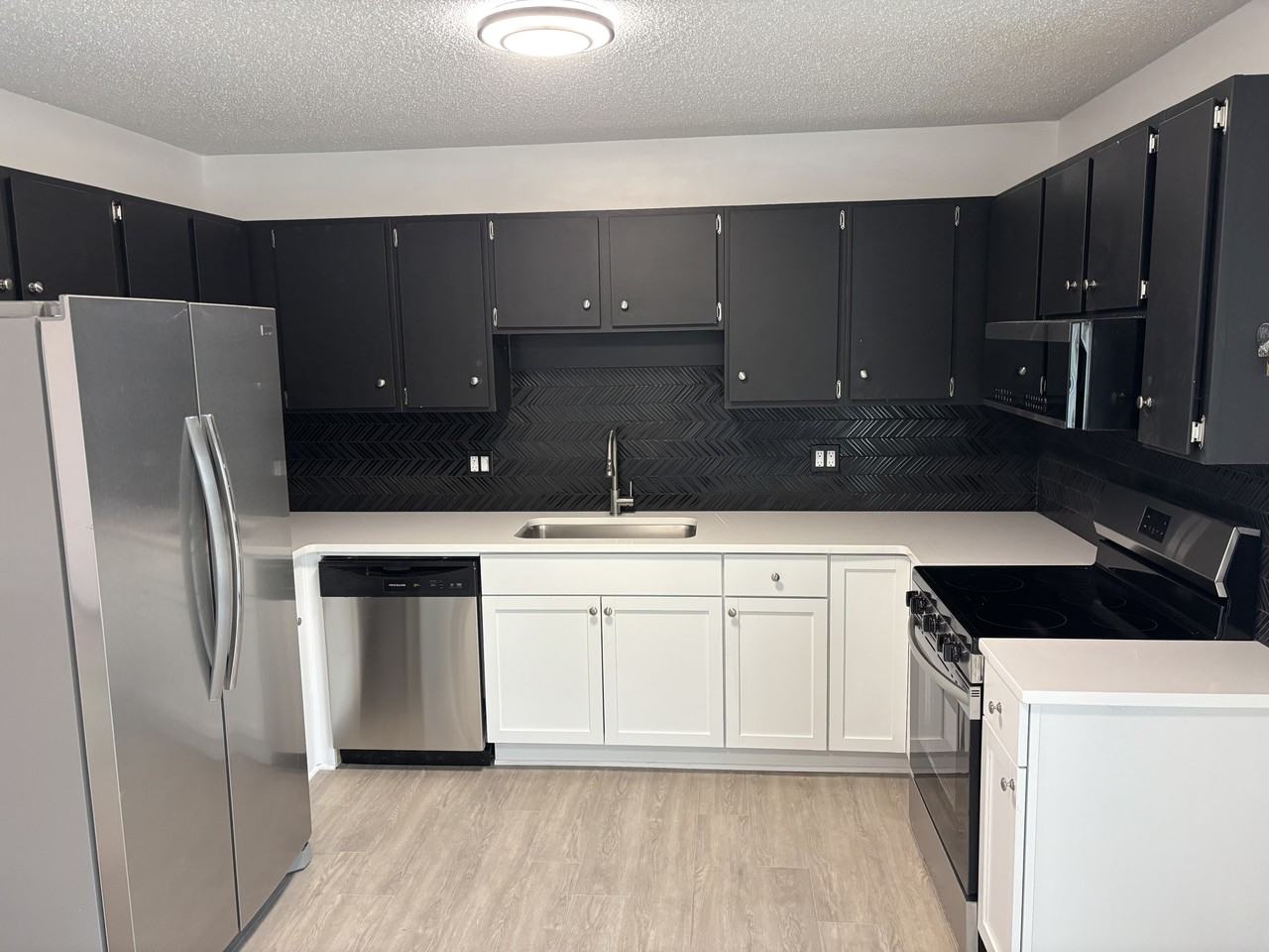 608 Lincoln St #1 - Photo 5 of 8