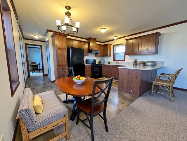 305 Se Harvest Park Dr #3 - Photo 4 of 27