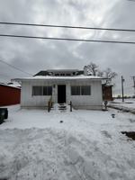 featured image of 714 W Xenia Dr Lowr #LOWER