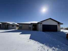 featured image of 1028 Clover Ln #1