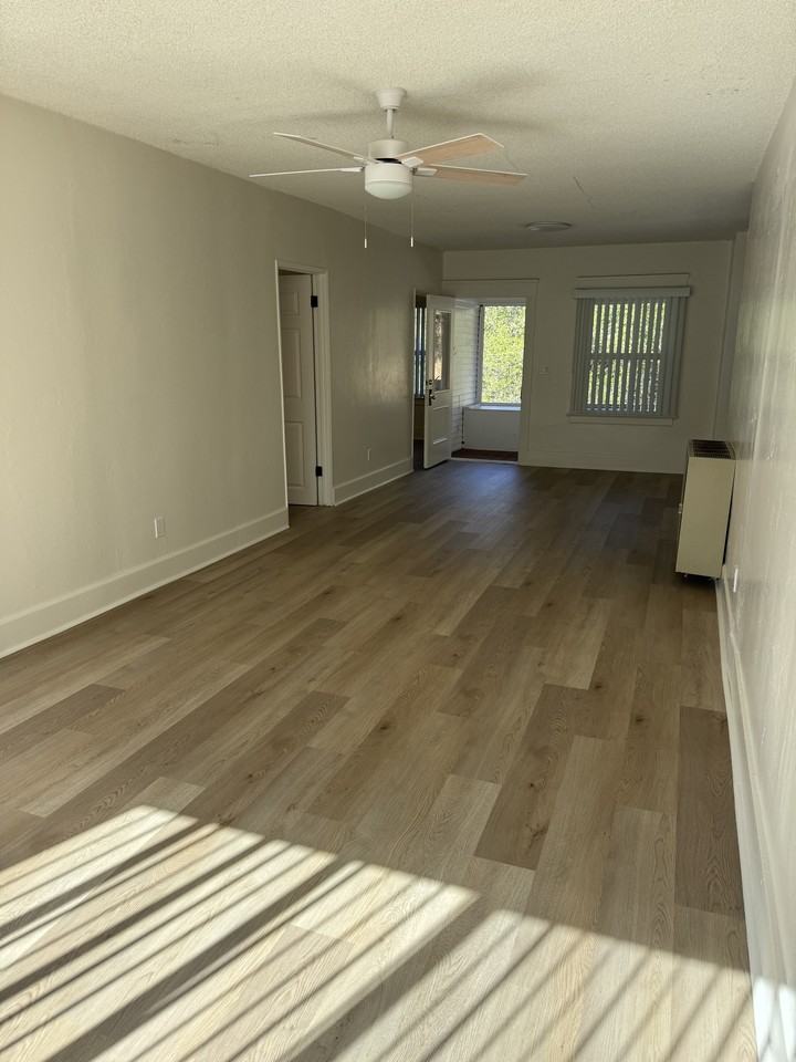 2813 Elm St #1 - Photo 2 of 11