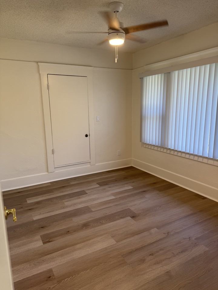 2813 Elm St #1 - Photo 4 of 11