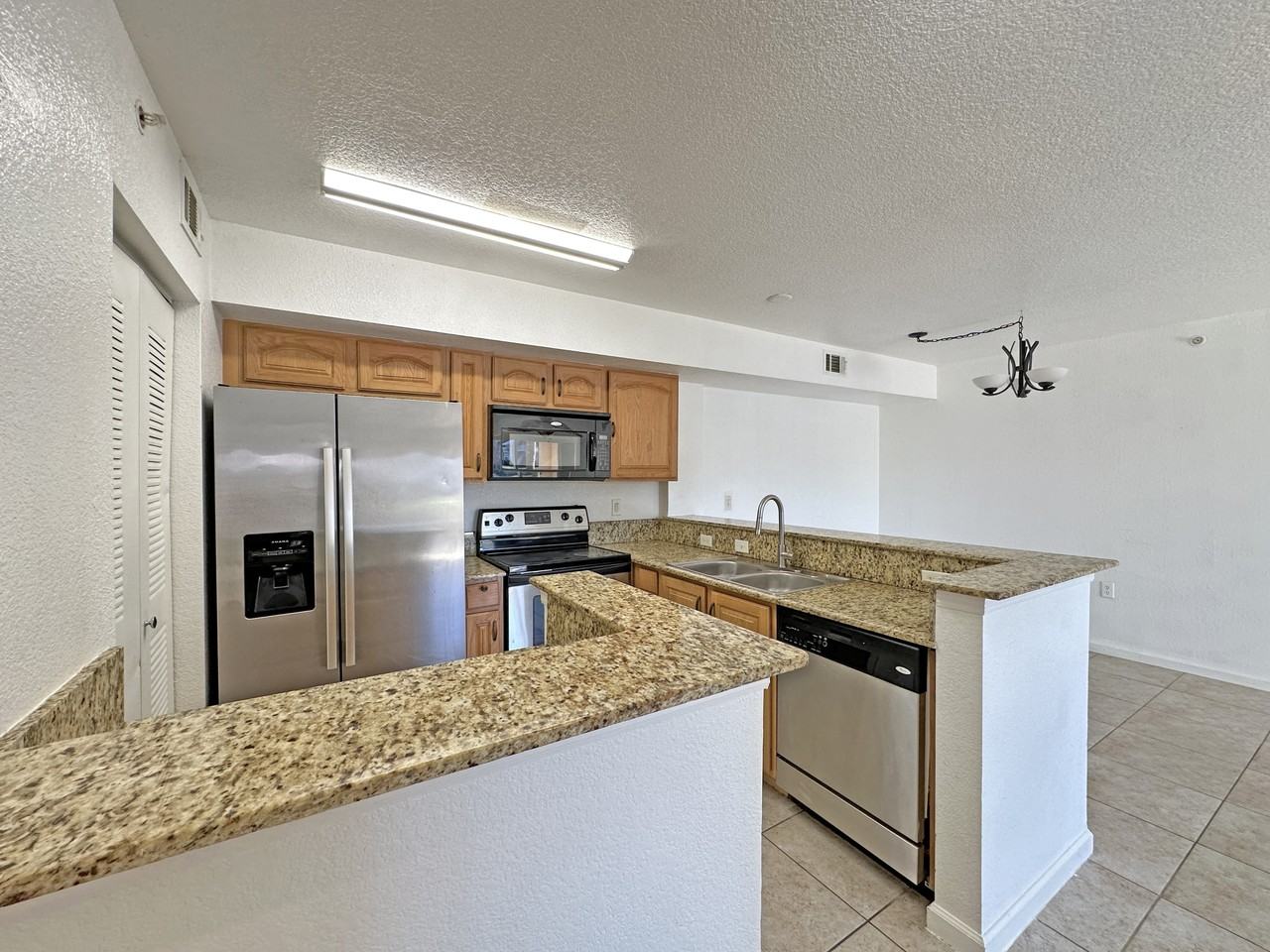 271 Sw Palm Dr #271-104 - Photo 7 of 40