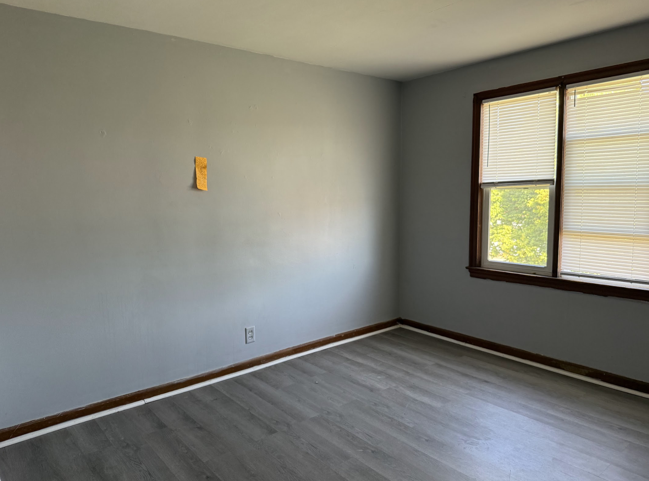 345 East Bruce Avenue - 34 Crescent St Johnson City LLC - 4 #4 - Photo 5 of 13