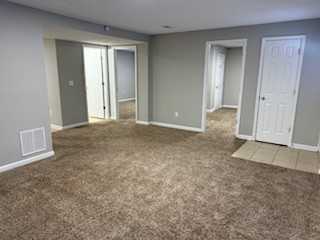 401 Garden City Dr #F - Photo 6 of 8