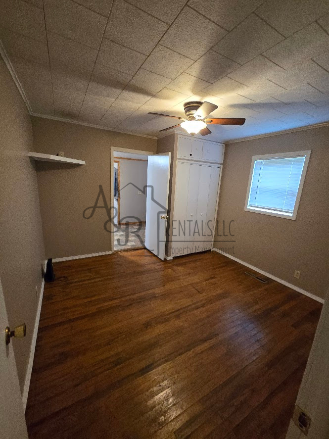 110 S Appleton Dr #1 - Photo 3 of 11