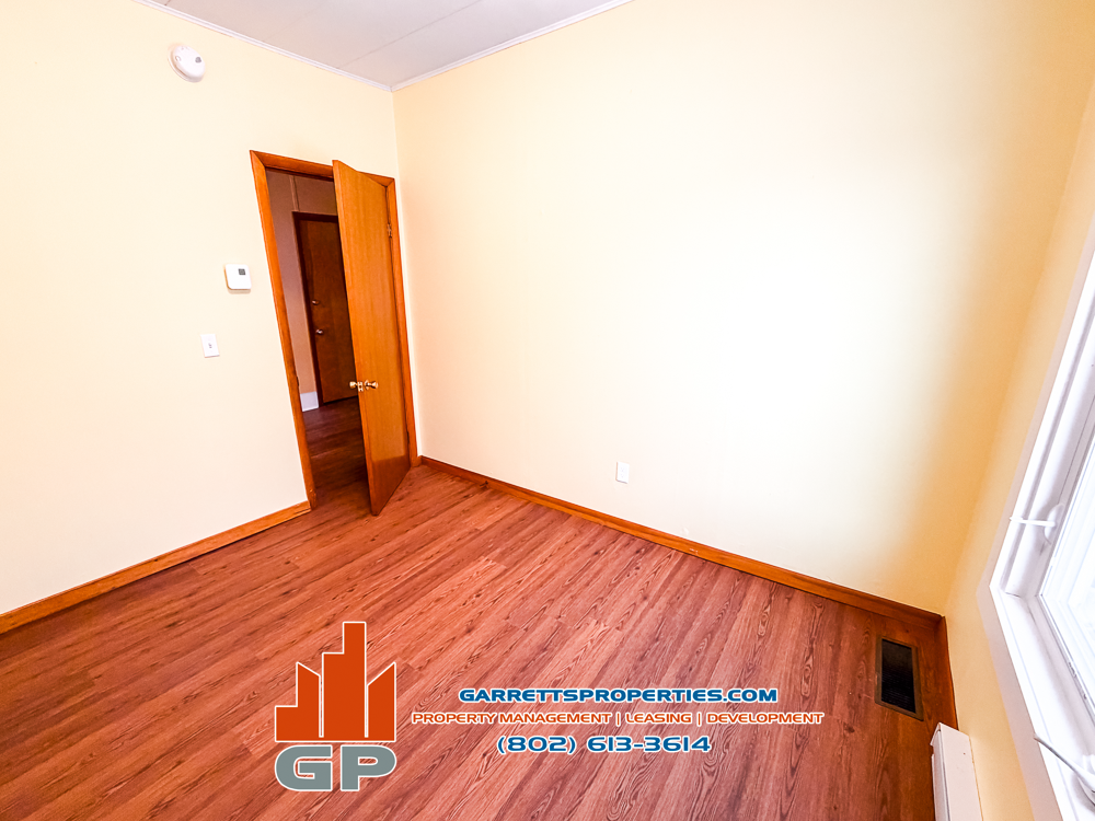 36 Maple Ave #2 - Photo 4 of 11