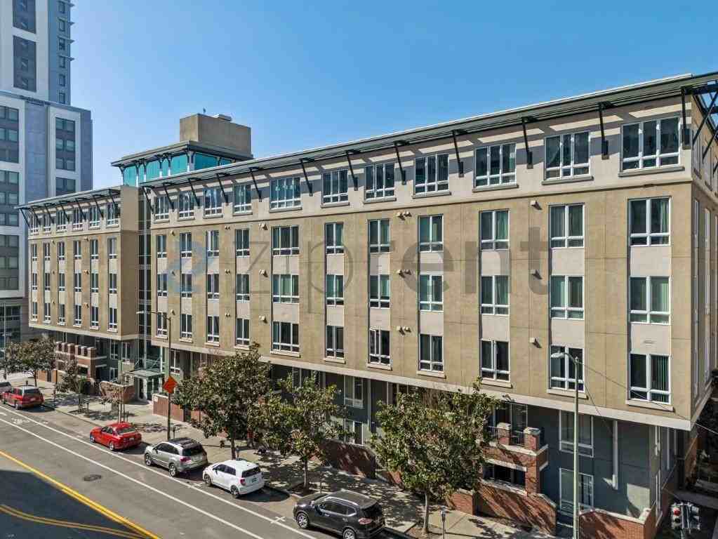 1511 Jefferson St #218 - Photo 2 of 19