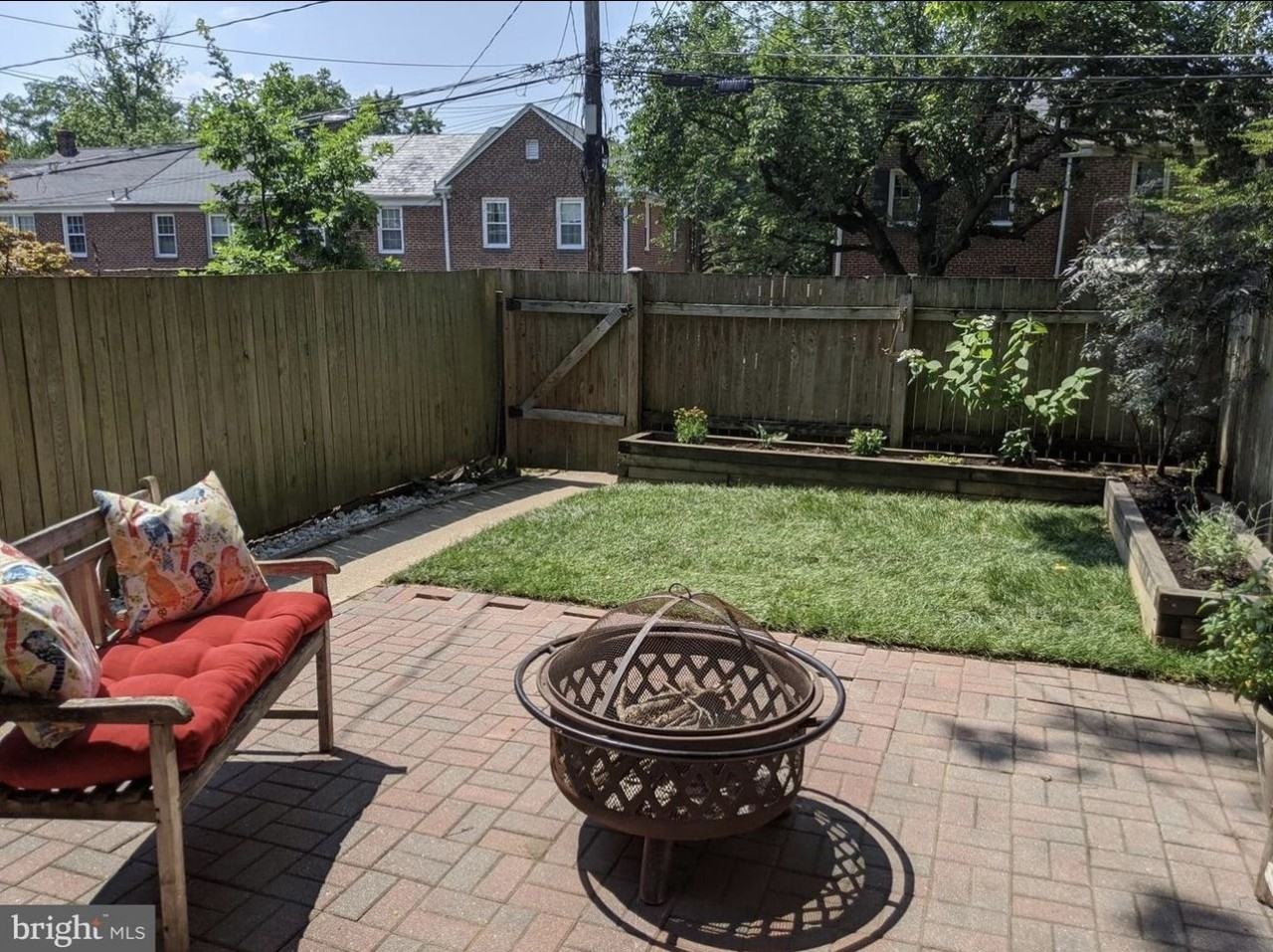 138 Brandon Rd #1 - Photo 7 of 11