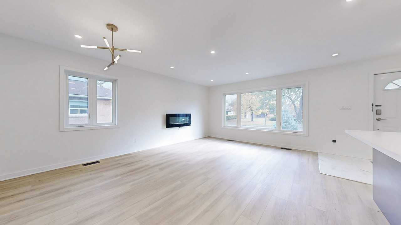 163 Toynbee Trail - Photo 6 of 27