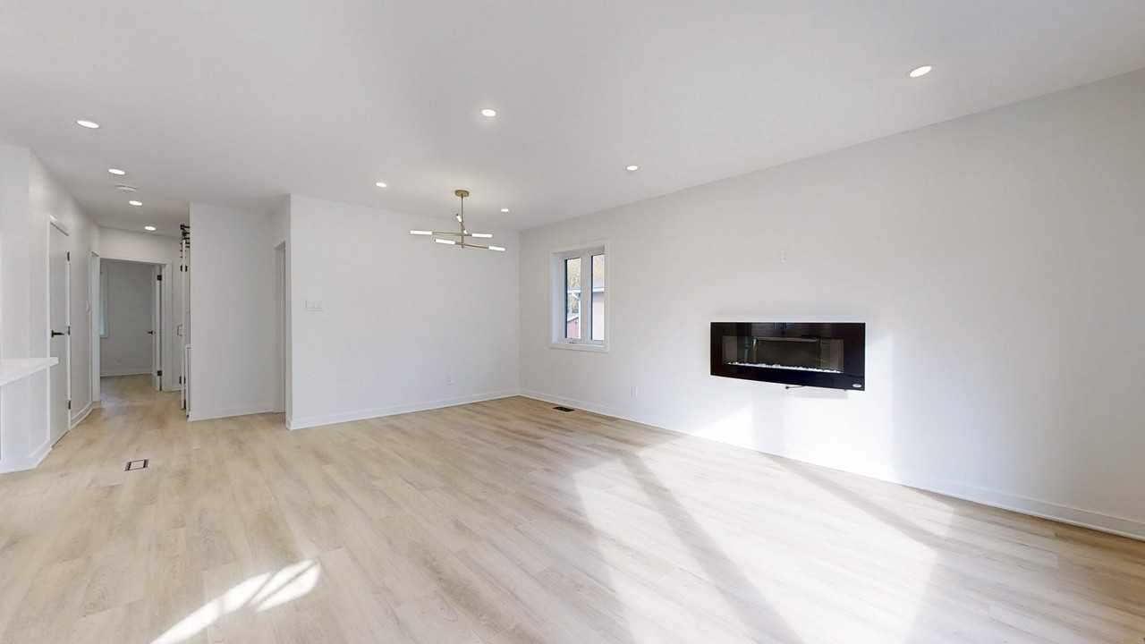 163 Toynbee Trail - Photo 5 of 27