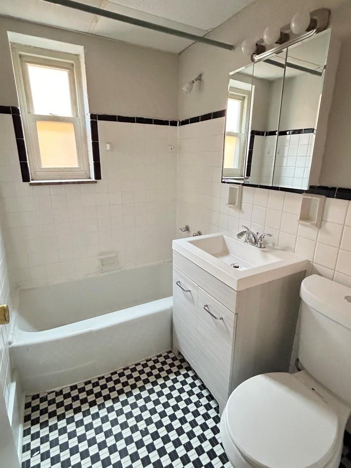 222 MELWOOD AVENUEAPT 204 #204 - Photo 6 of 8