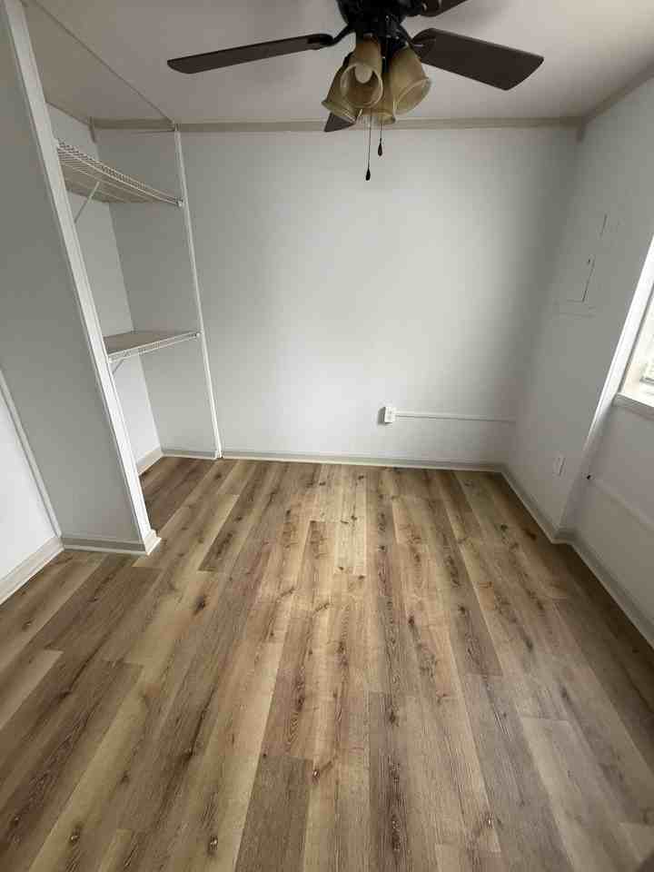 1402 Worth St Sw #1 - Photo 5 of 9