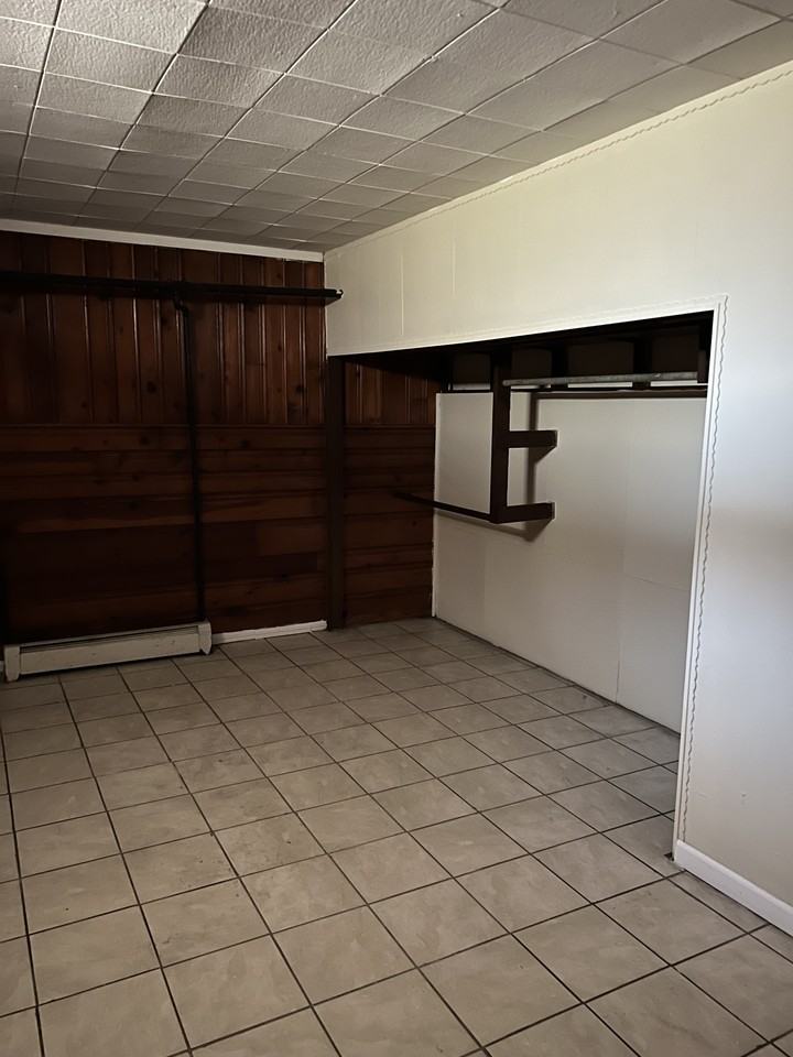 412 E 41st Ave #2 - Photo 6 of 7